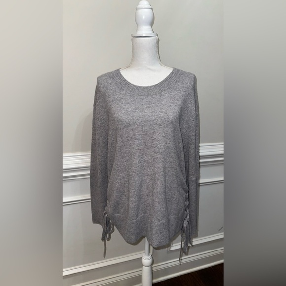 Aqua Cashmere Heather Gray Taupe Crew Neck 💯 Cashmere Sweater lace up side sz L - Picture 3 of 10
